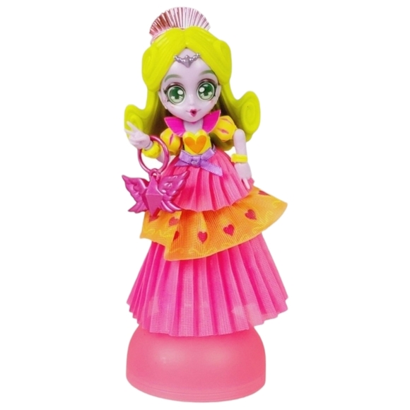 Capsule Chix Fashion Dolls Lot of 4 with Clothes & Accessories - Moose - Picture 4 of 9